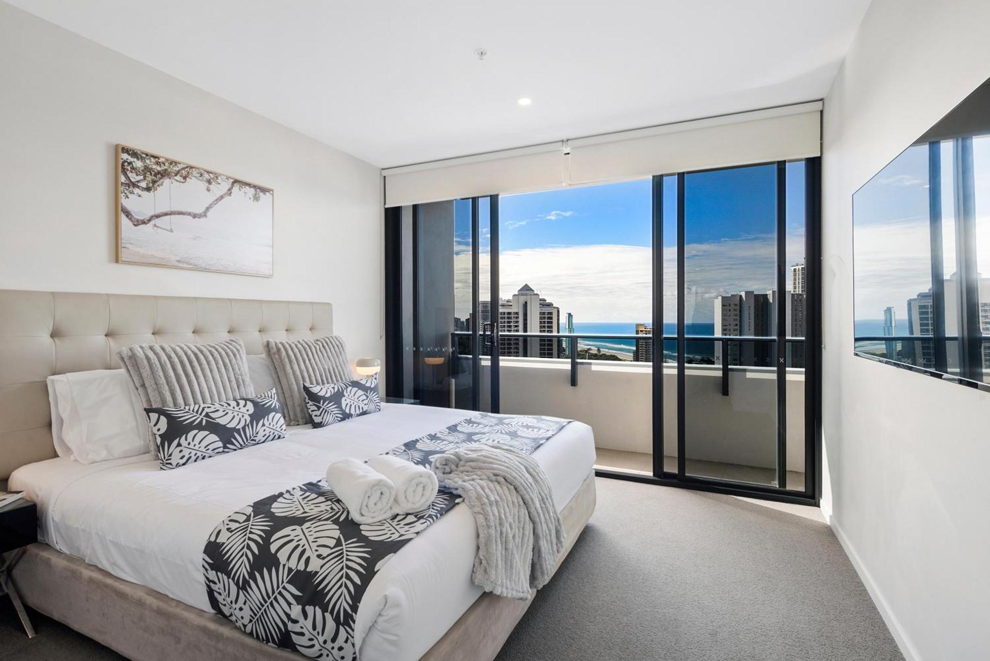 Ruby Building - Self Contained, Privately Managed *