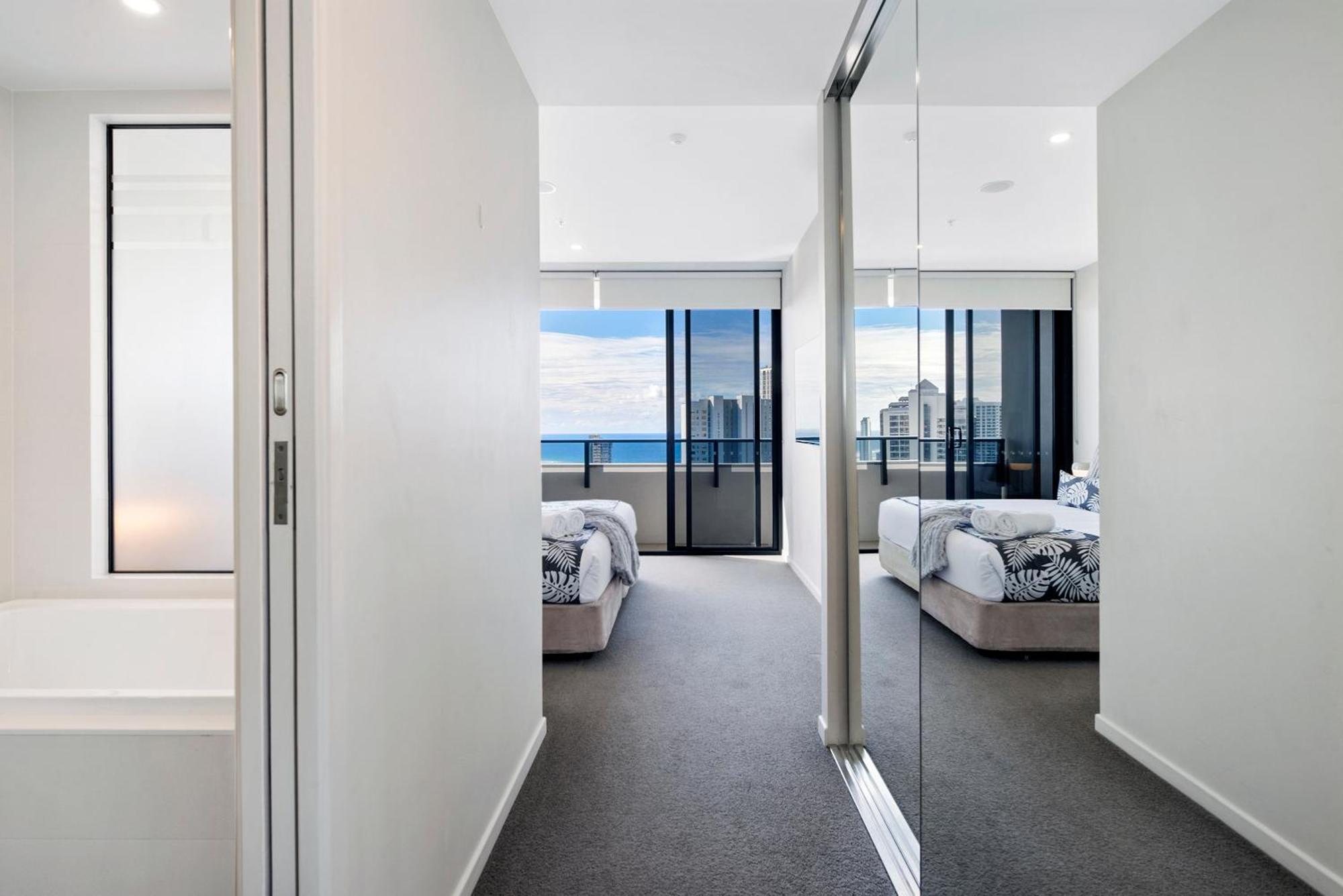 Ruby Building - Self Contained, Privately Managed *