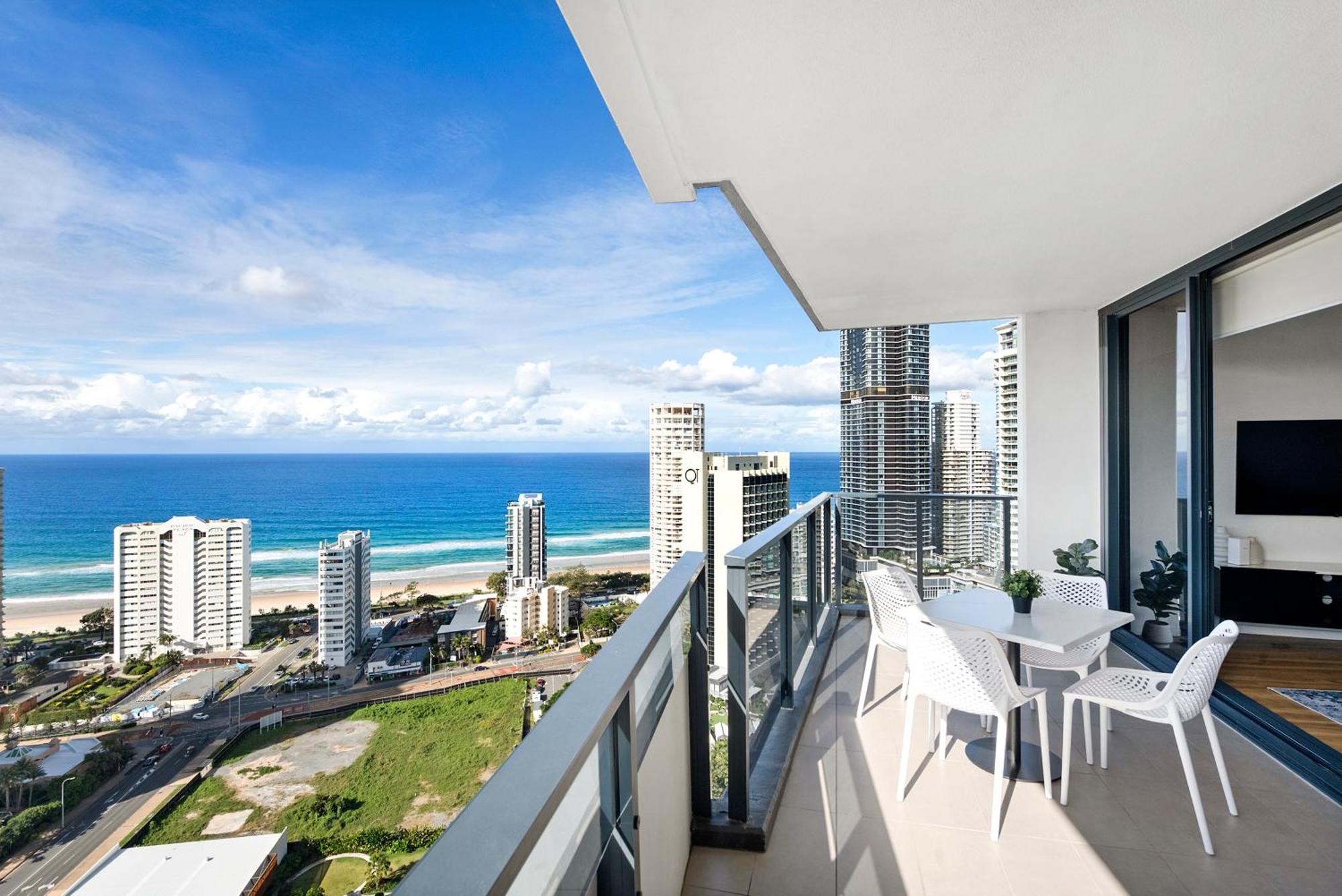 Apartment Ruby Building - Self Contained, Privately Managed *