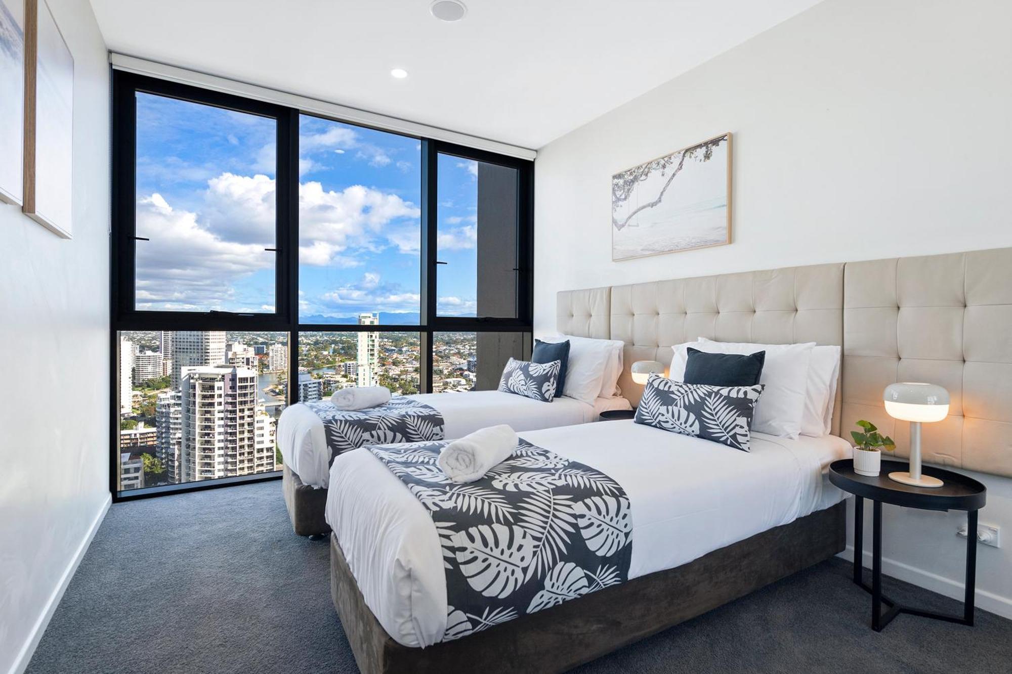 Apartment Ruby Building - Self Contained, Privately Managed Gold Coast