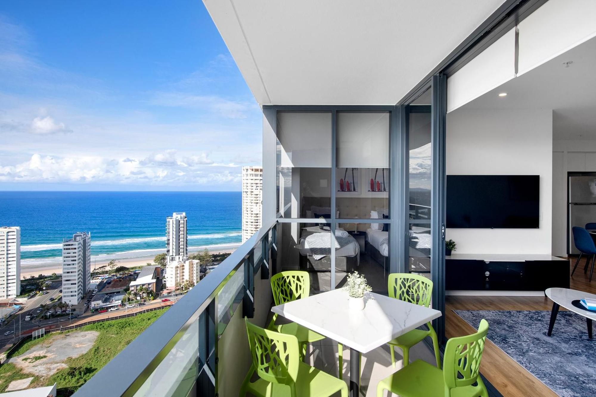 Apartment Ruby Building - Self Contained, Privately Managed *